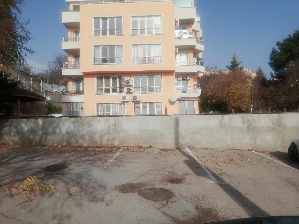 Saint Nicholas Varna Lovely 2 Bedroom Apartment With Sunny Garden Ngoại thất bức ảnh